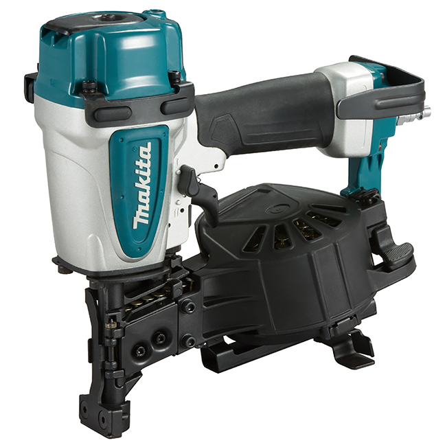 Cloueuse pneumatique Makita AN454 1 ¾ po à bobine pour toiture, vue latérale